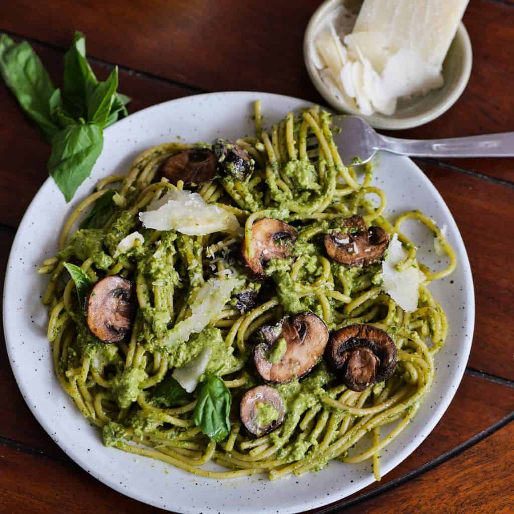 Easy Artichoke Pesto Pasta - Healthy Easy Recipes - Sailor Bailey