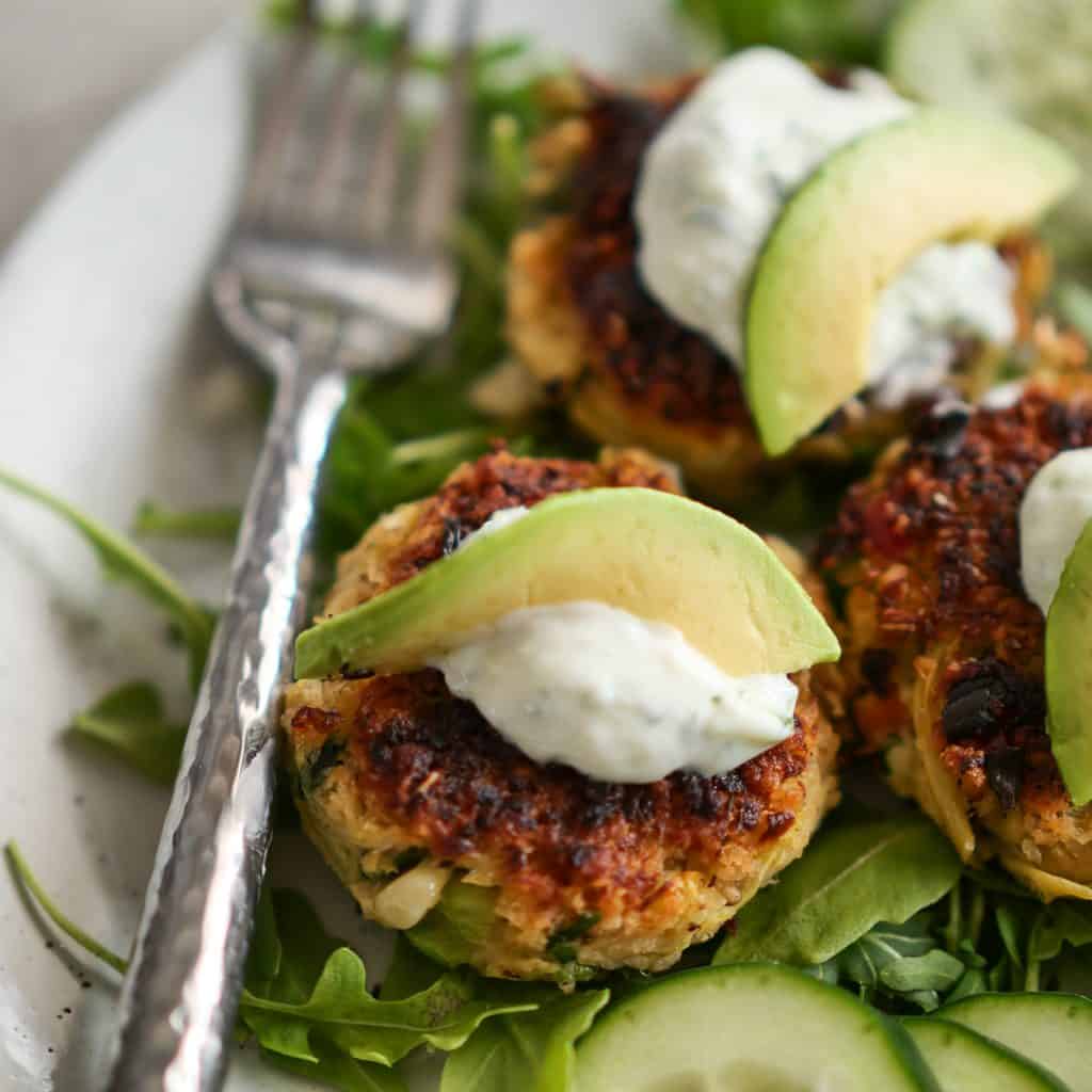 Baked Crab Cakes With Cucumber Dill Yogurt Sauce 