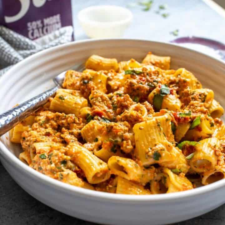 Sun-Dried Tomato Pesto Pasta. - Sailor Bailey