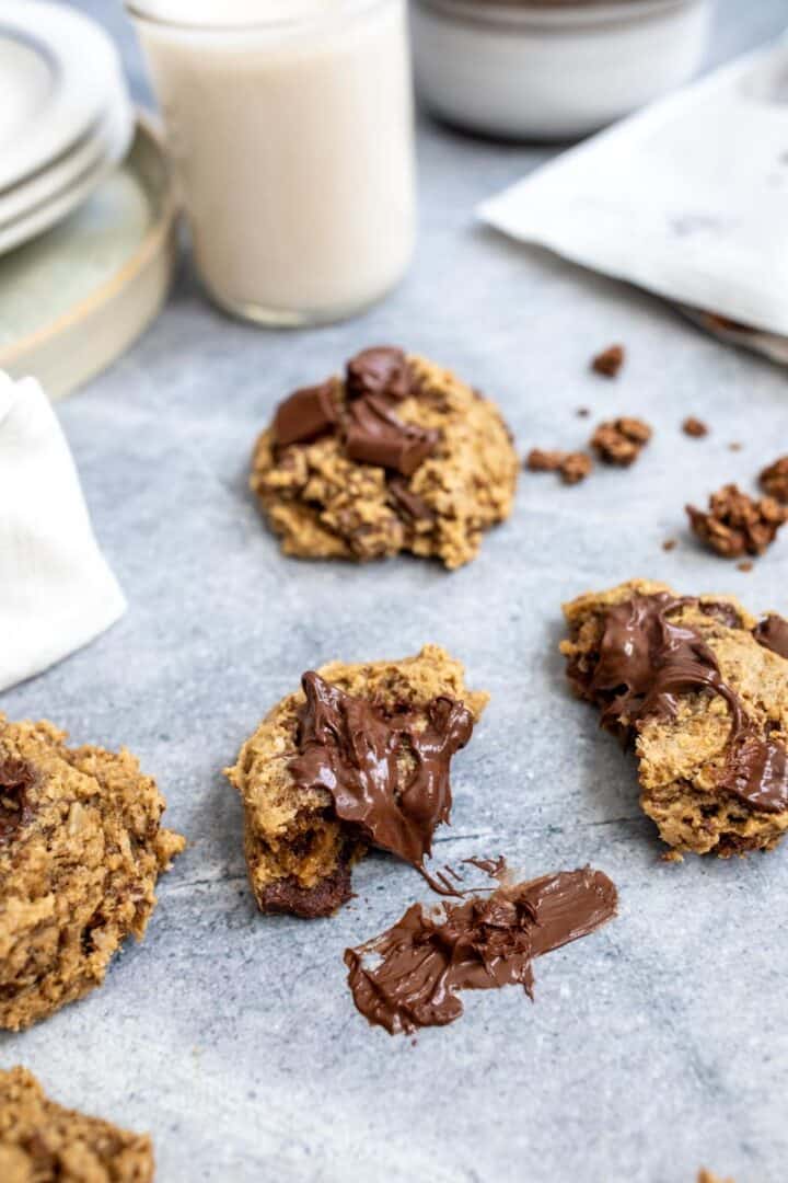 Chocolate Chip Granola Cookies