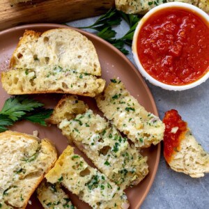 Air Fryer Garlic Bread