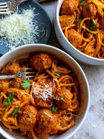 Baked spaghetti and Meatballs