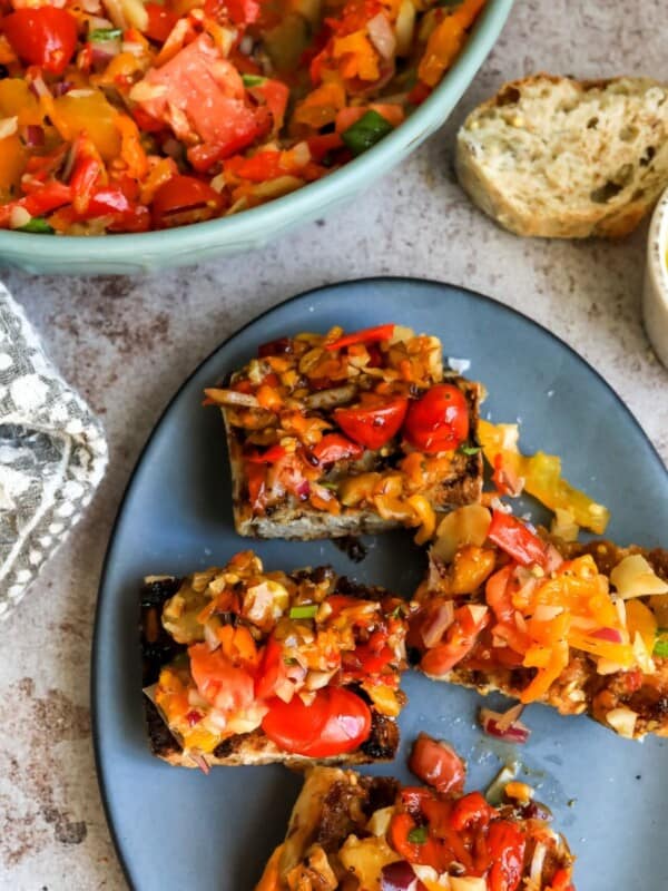 Balsamic Bruschetta With Roasted Peppers