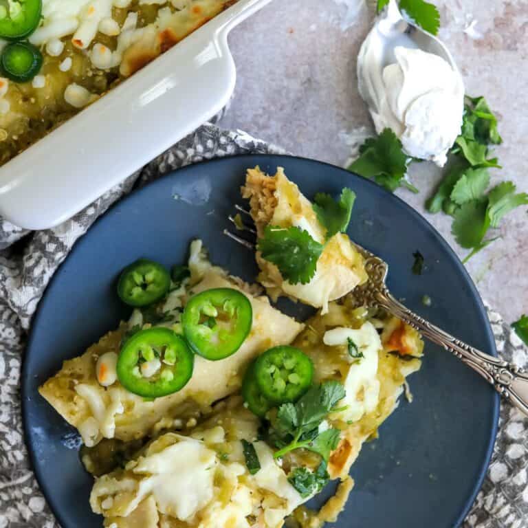 Green Chili Chicken Enchiladas 4315