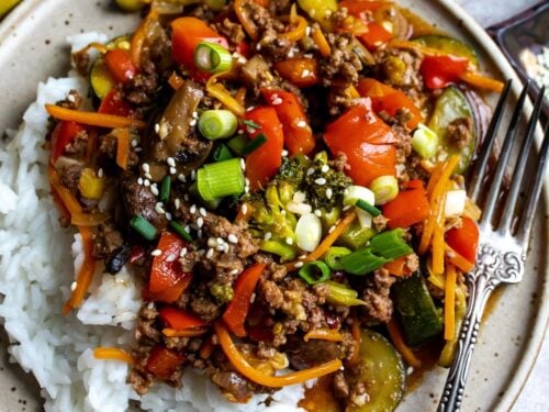 https://sailorbailey.com/wp-content/uploads/2023/02/Ground-Beef-Stir-fry2-500x375.jpg