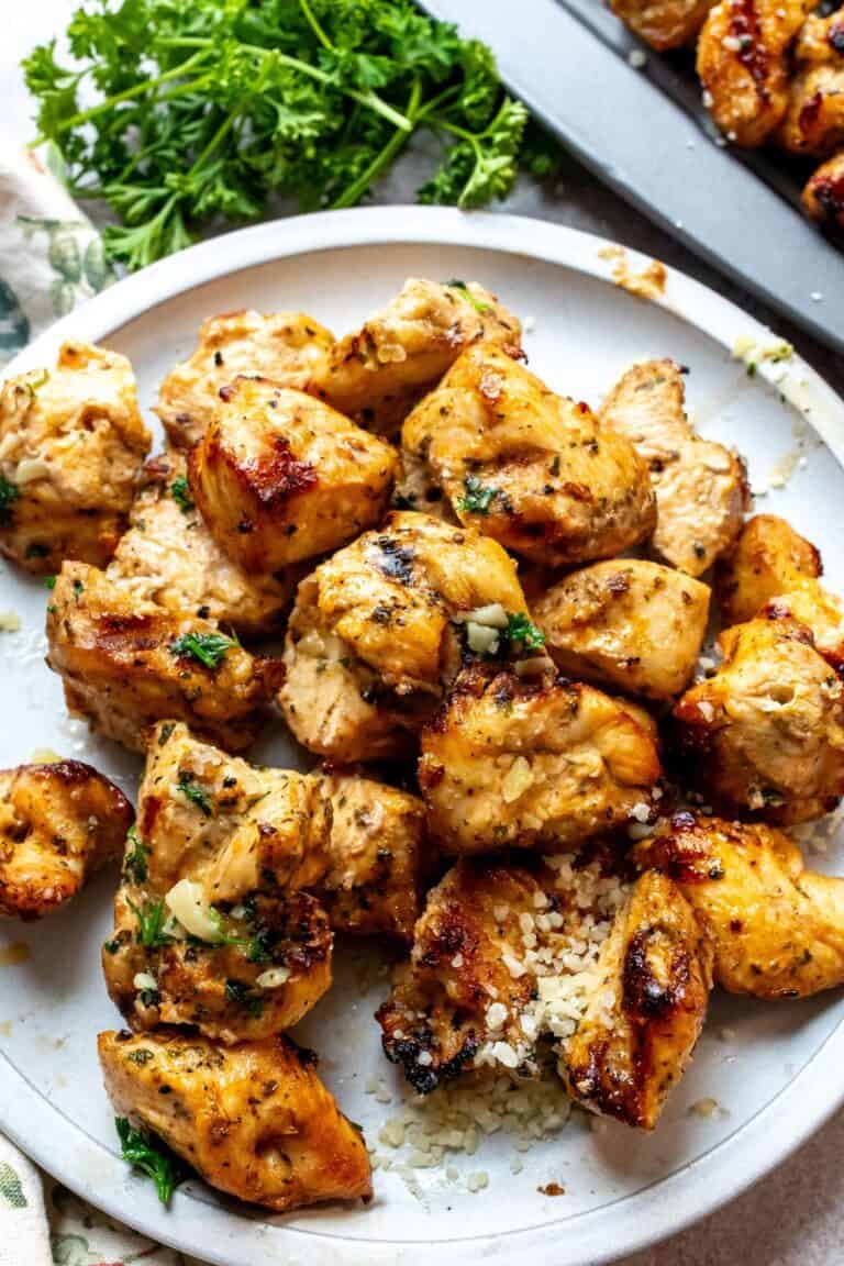 Garlic Parmesan Chicken Skewers - Sailor Bailey