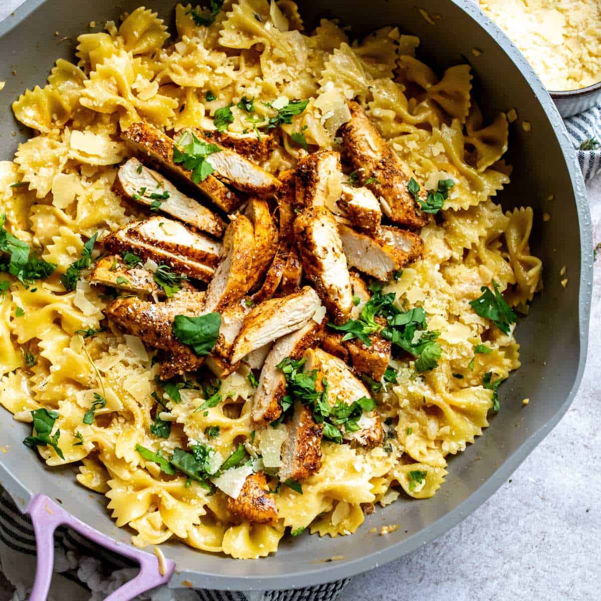 Garlic Parmesan Chicken Pasta [sailorbailey.com]